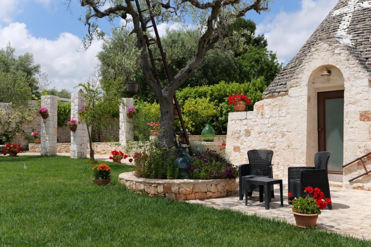 Trullo Rinaldi - Private Pool And Sauna Castellana Grotte Exterior photo