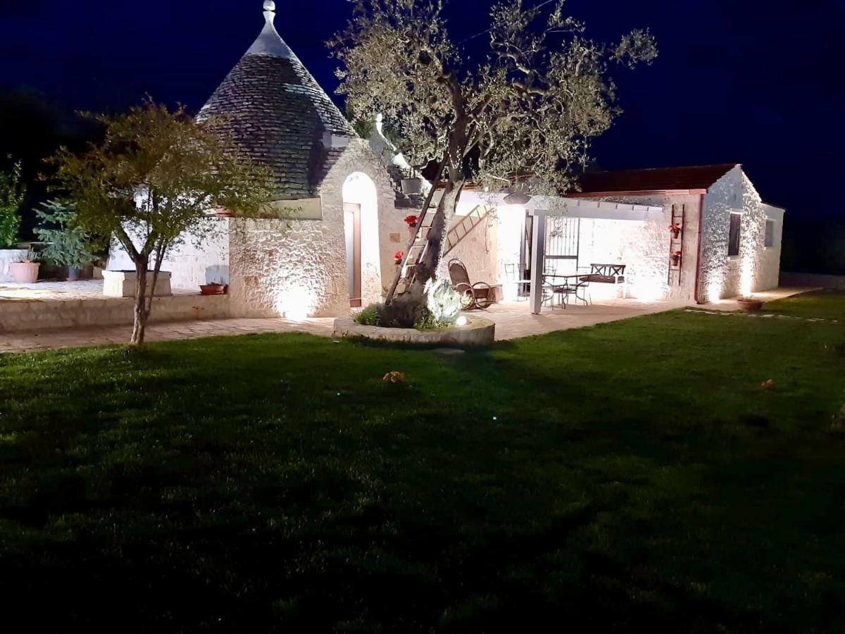 Trullo Rinaldi - Private Pool And Sauna Castellana Grotte Exterior photo